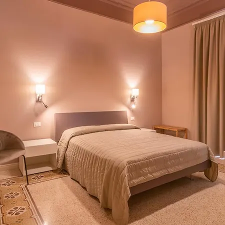 Handy Bed and breakfast 4*