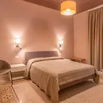 Handy Bed & Breakfast 3*